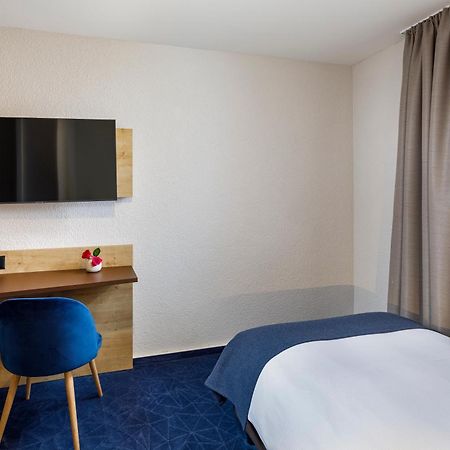 Hotel Tivoli Schlieren Bagian luar foto