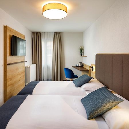 Hotel Tivoli Schlieren Bagian luar foto