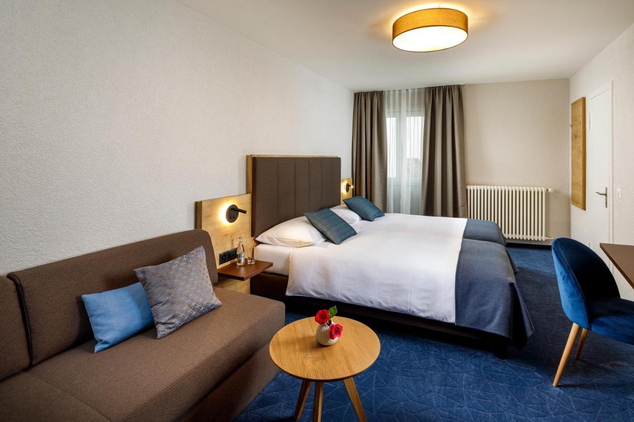 Hotel Tivoli Schlieren Bagian luar foto